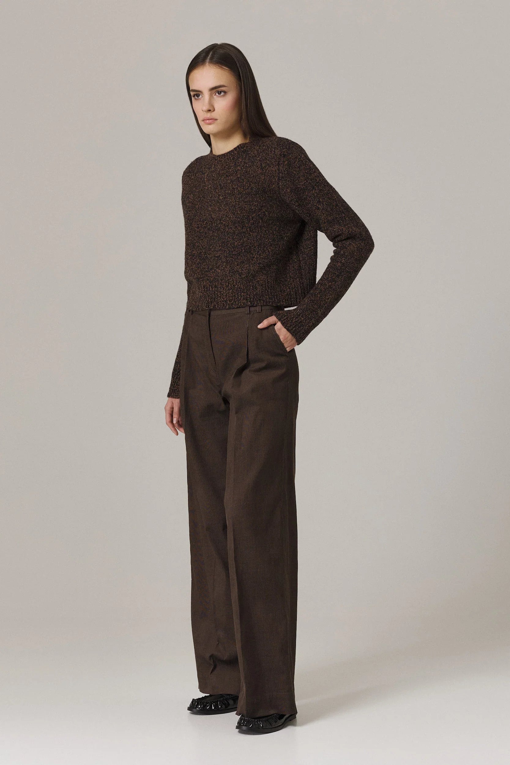 SORIN FINE CORDUROY TROUSER IN UMBER – Santicler