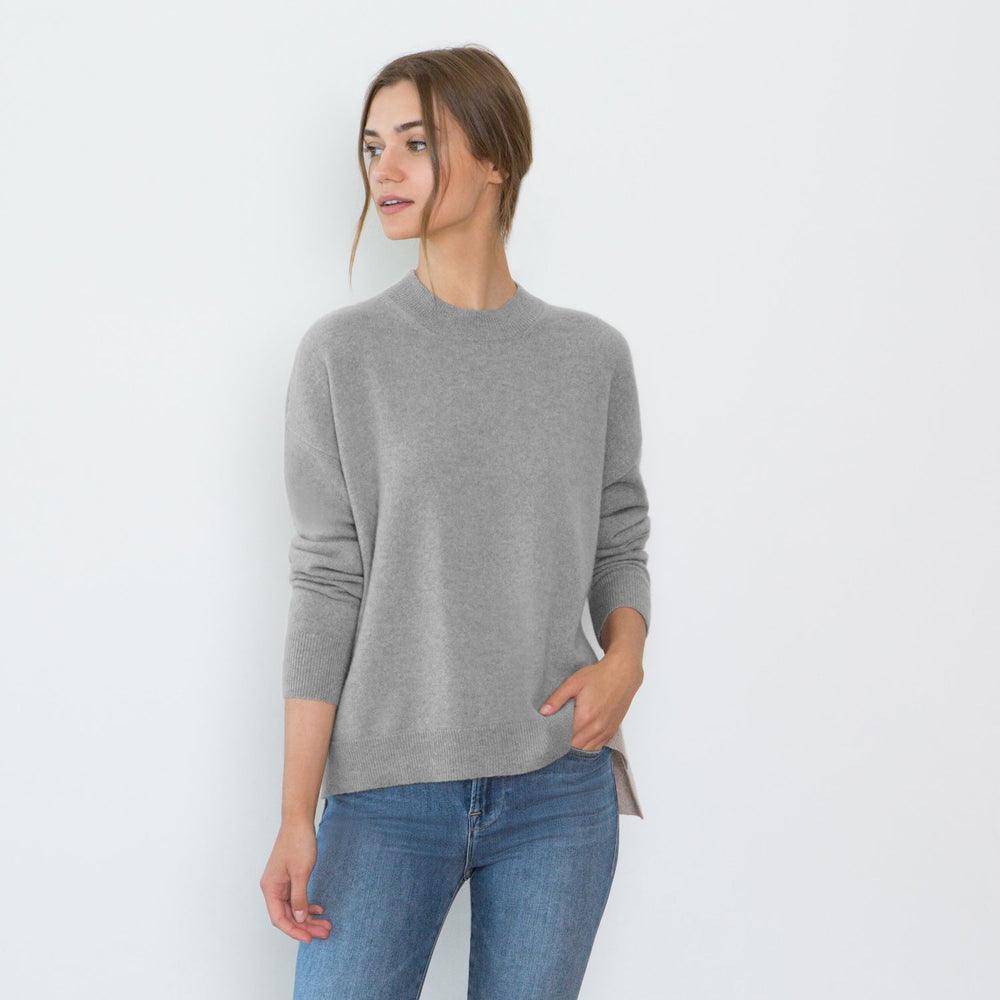 RILEY 3D KNITTED CASHMERE CREWNECK SWEATER IN HEATHER GREY