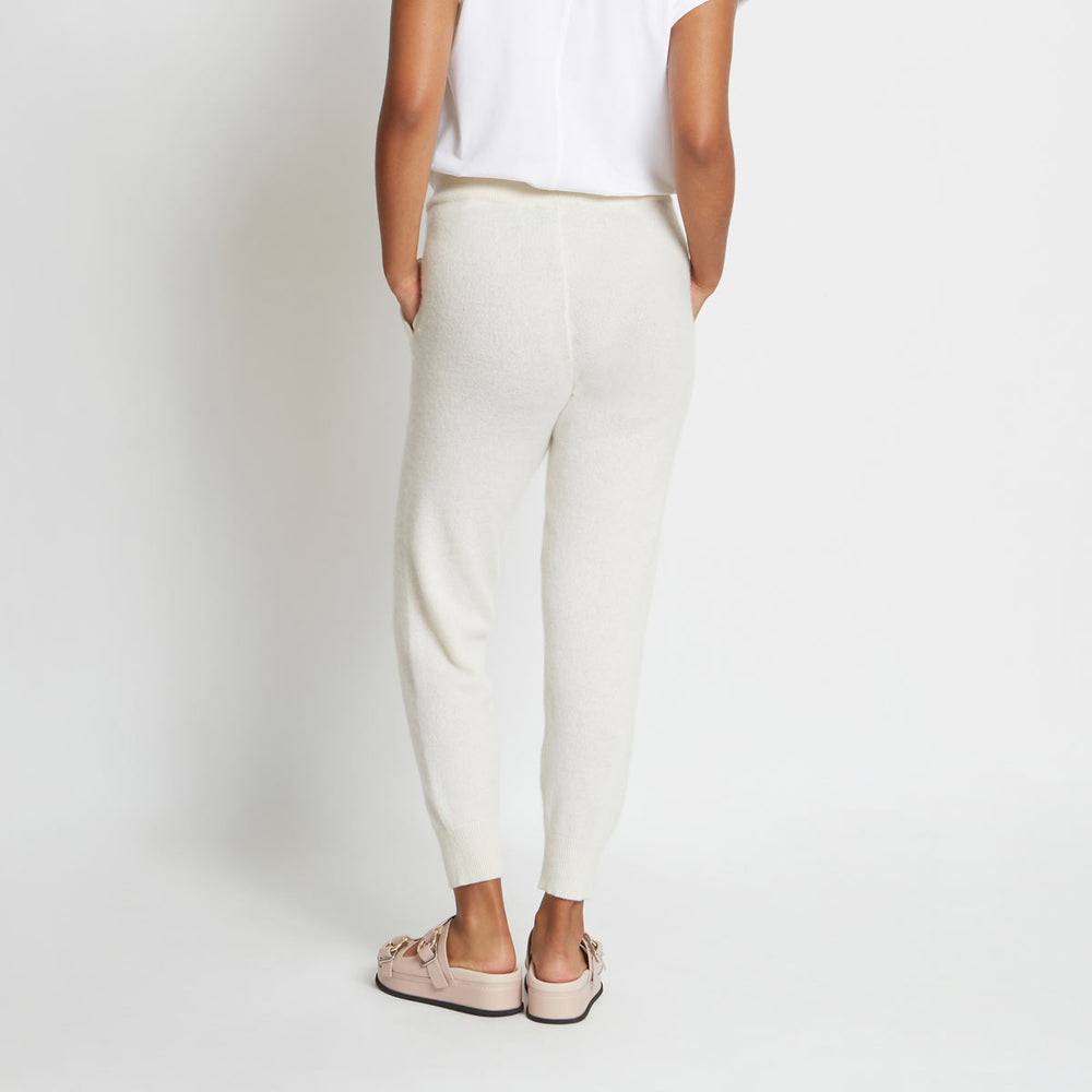 
                  
                    ADDISON CASHMERE TRACK PANT IN SUGAR
                  
                