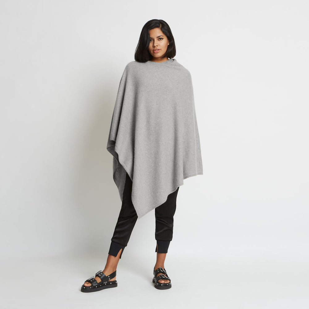 JENICA OVERSIZED CASHMERE CAPE PONCHO IN HEATHER GREY