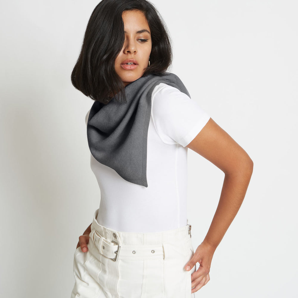 
                  
                    TAYLOR CASHMERE SMALL TRIANGLE SCARF IN HEATHER CHARCOAL
                  
                