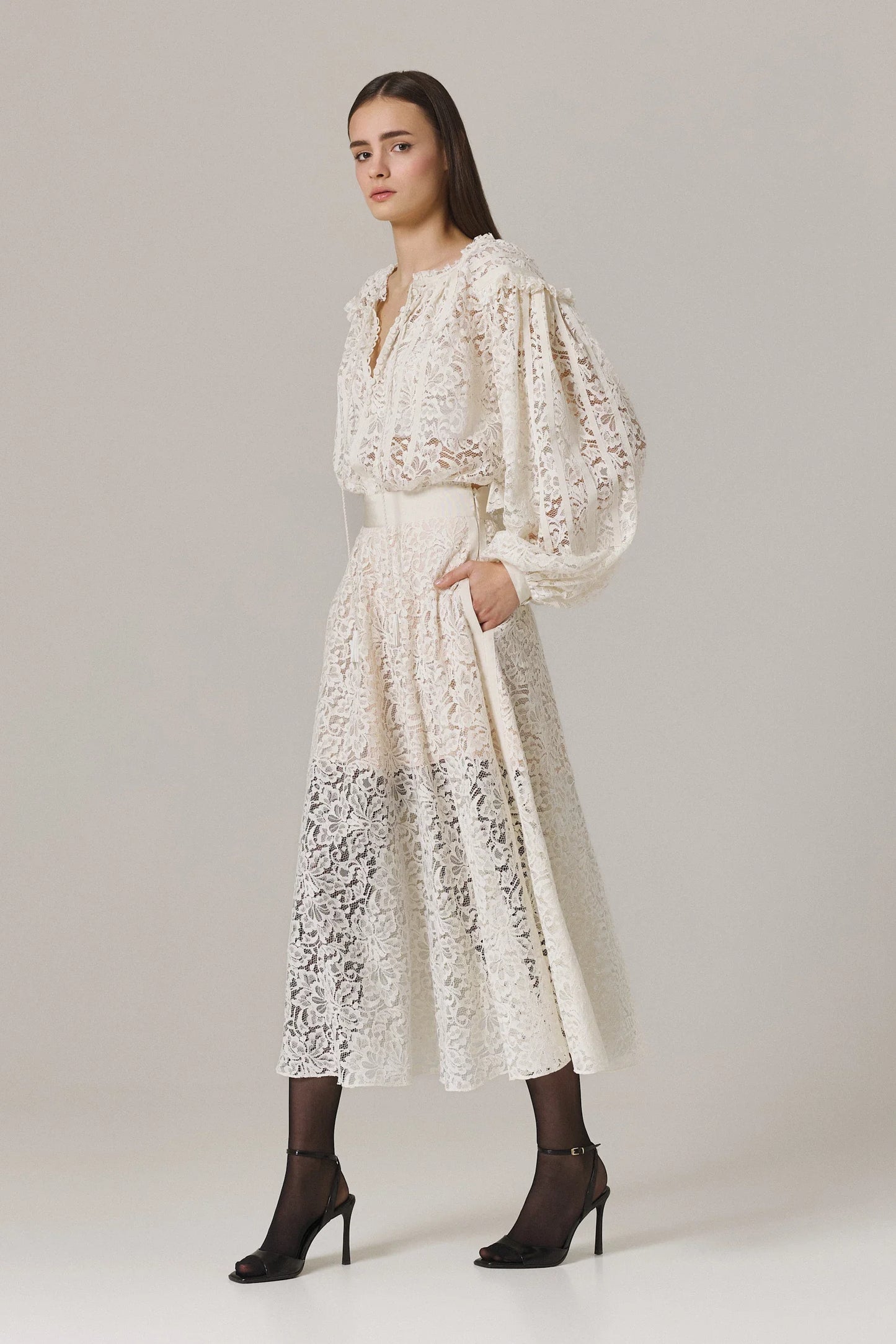 OZANA LACE DRESS WITH GROSGRAIN APPLIQUE IN SUGAR 0 / SUGAR OZANA LACE DRESS WITH GROSGRAIN APPLIQUE IN SUGAR 0 / SUGAR