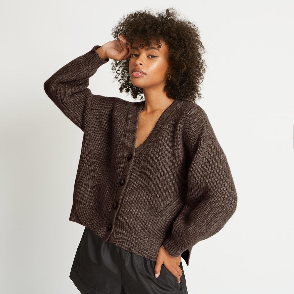 ALIX RIBBED PURE CASHMERE CARDIGAN IN BROWN STONE