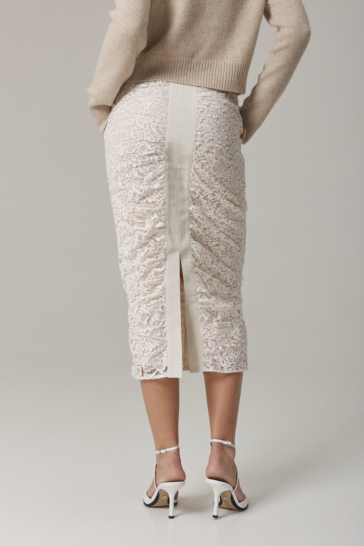 
                  
                    KATIA LACE SKIRT IN SUGAR
                  
                