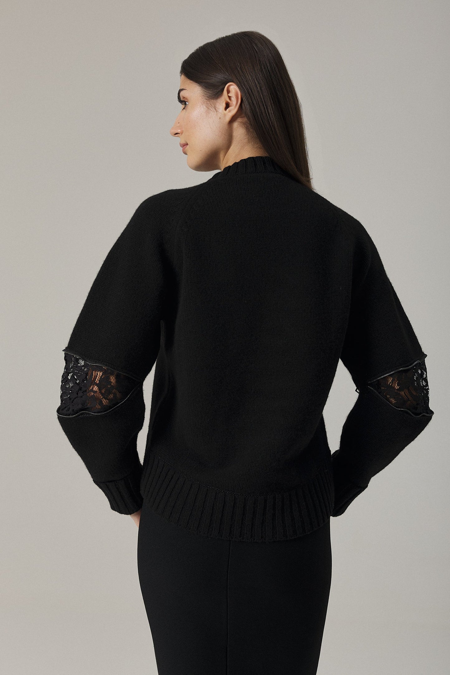 
                  
                    VAL CASHMERE BLEND PULLOVER WITH LACE INSERTS IN BLACK
                  
                