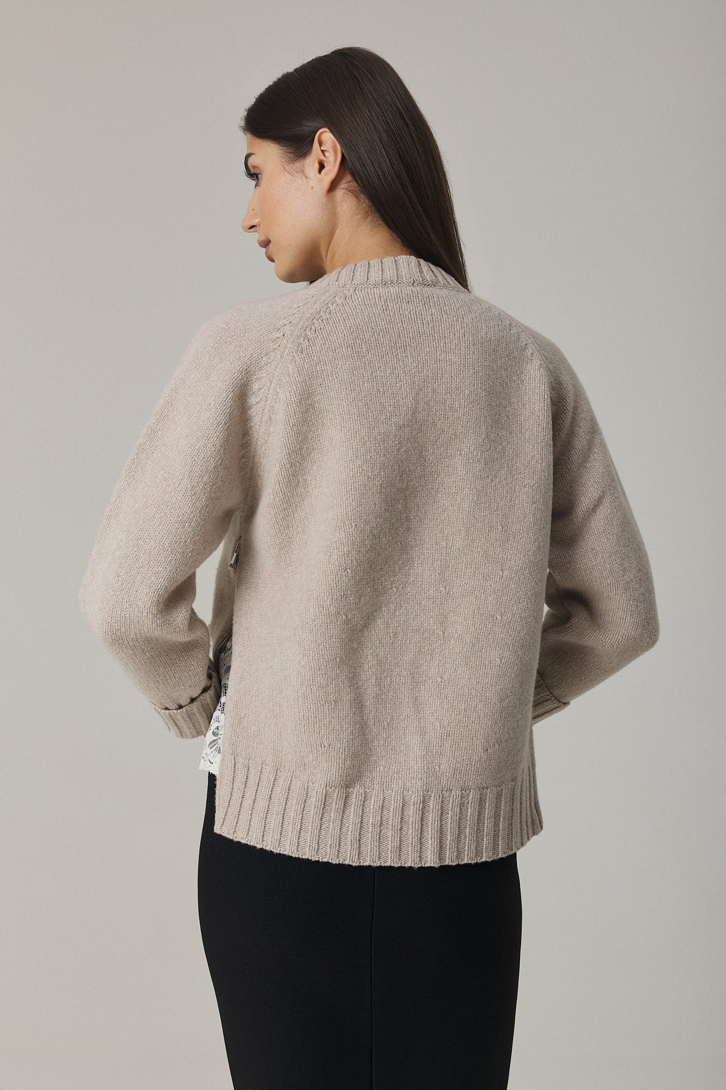 
                  
                    BROOK CASHMERE BLEND CARDIGAN WITH LACE INSERTS IN OAT
                  
                