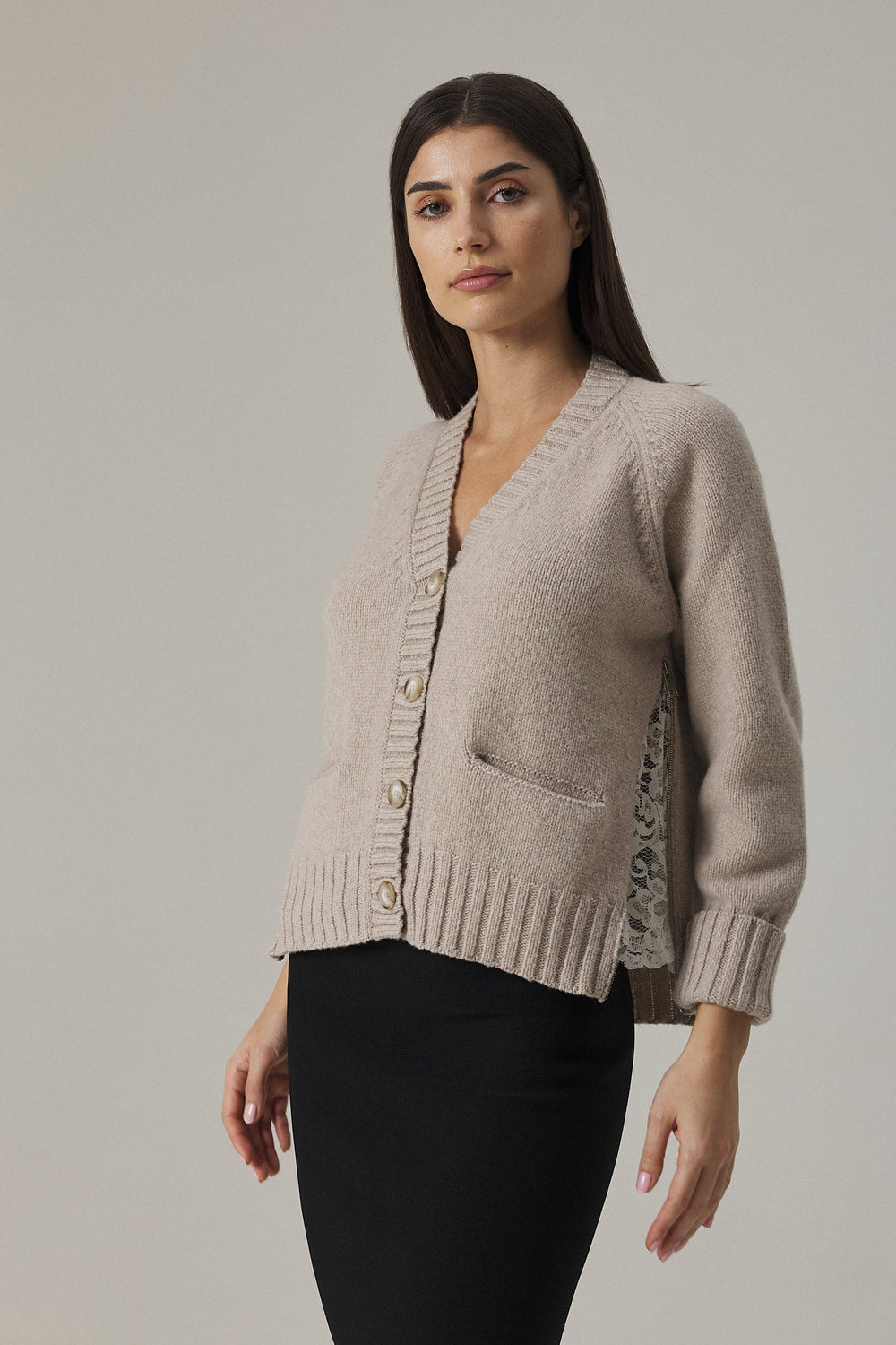 BROOK CASHMERE BLEND CARDIGAN WITH LACE INSERTS IN OAT