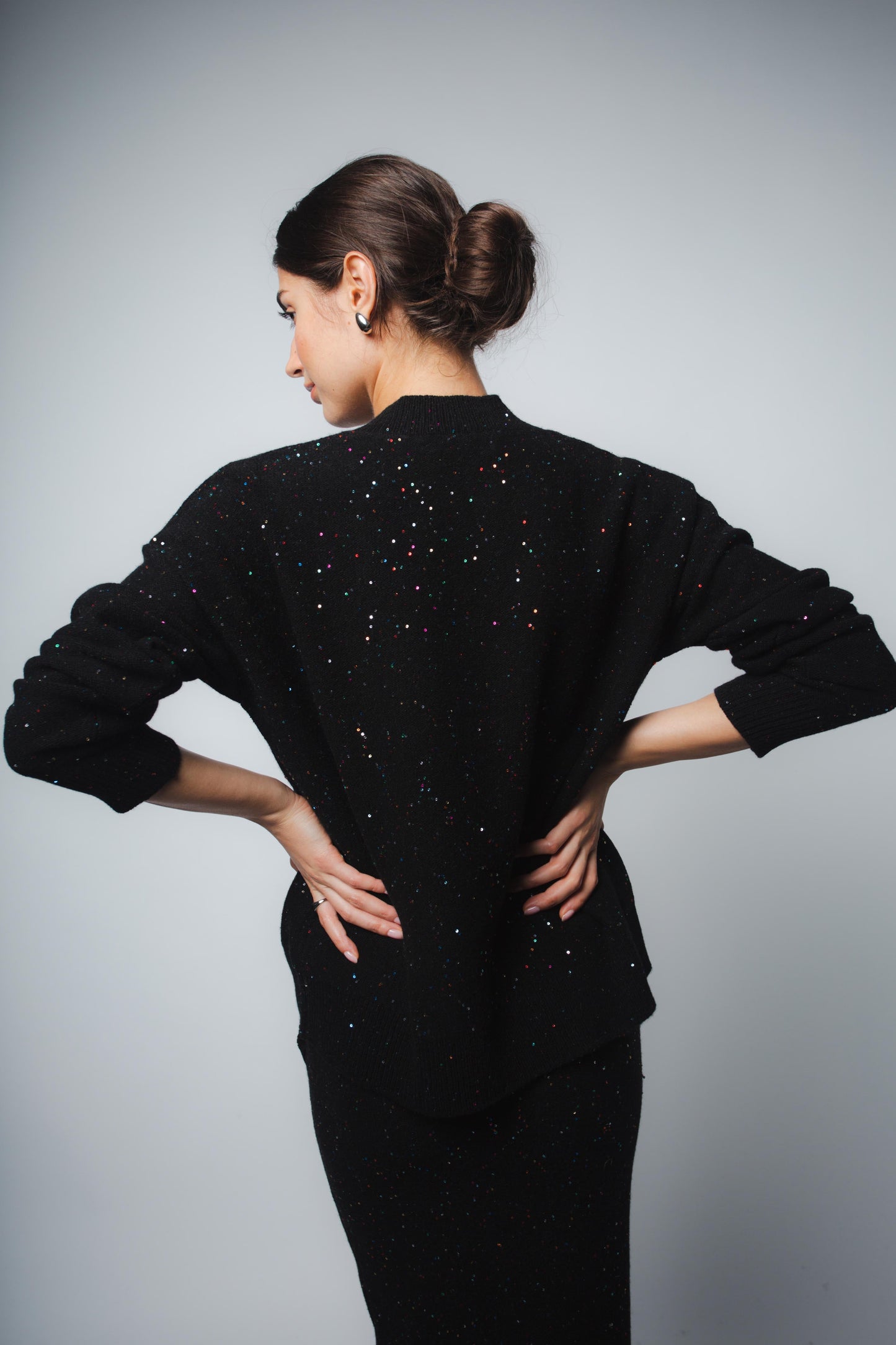 SANTICLER Italian cashmere and sequin sweater in Black Sparkle