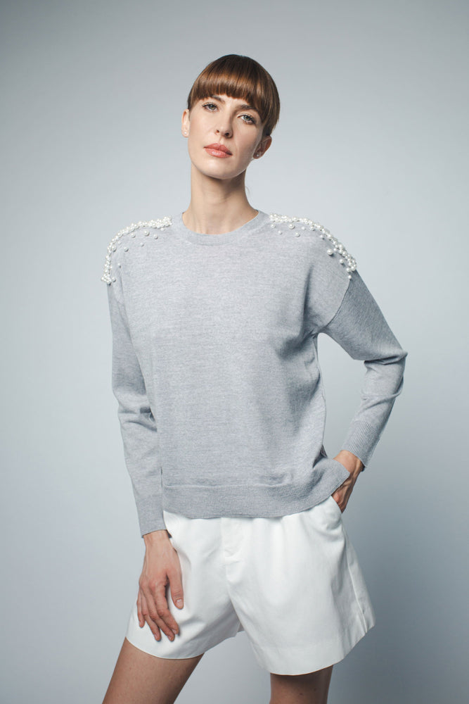 
                  
                    KATHRYN RELAXED FIT PULLOVER WITH PEARL BEADING IN HEATHER GREY
                  
                