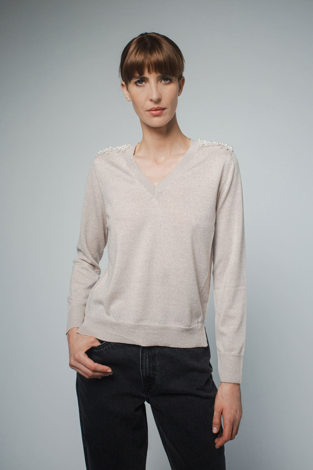 JULIA V-NECK PULLOVER WITH PEARL BEADING IN MARCONA
