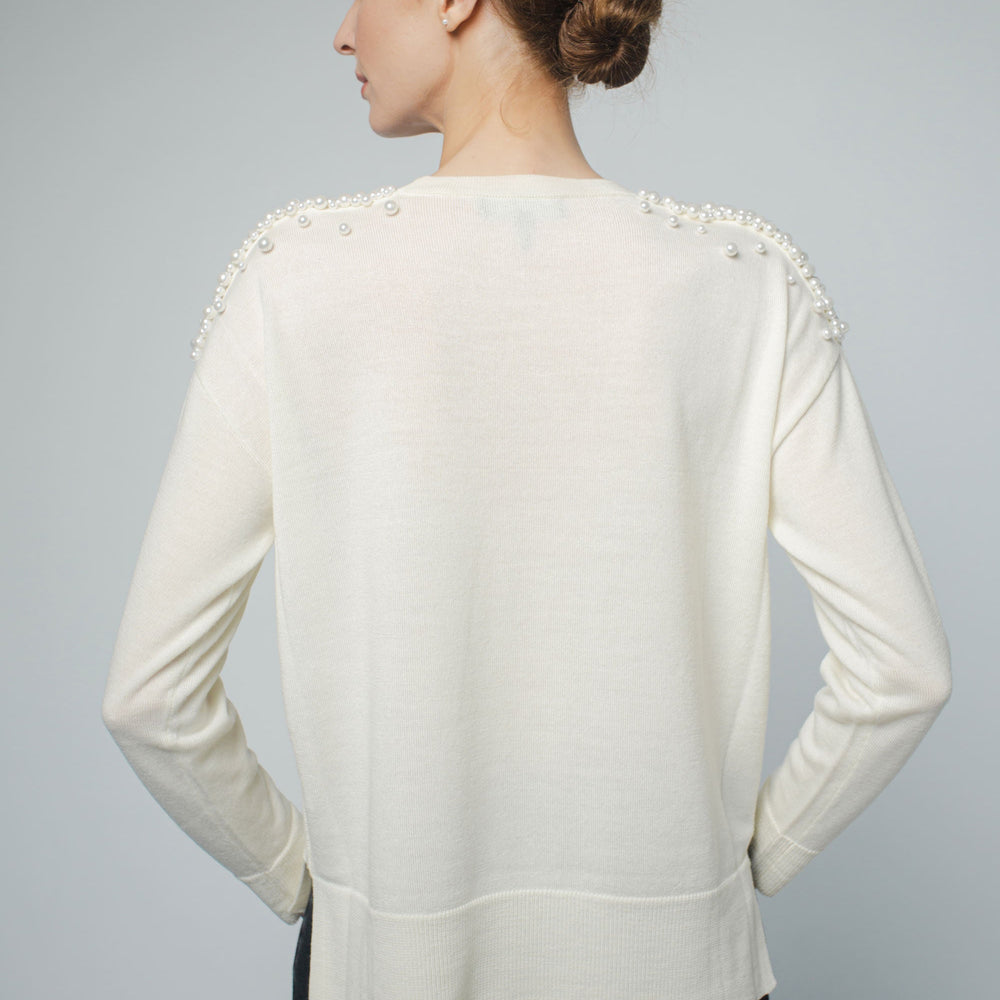 
                  
                    KATHRYN RELAXED FIT PULLOVER WITH PEARL BEADING IN SOFT WHITE
                  
                