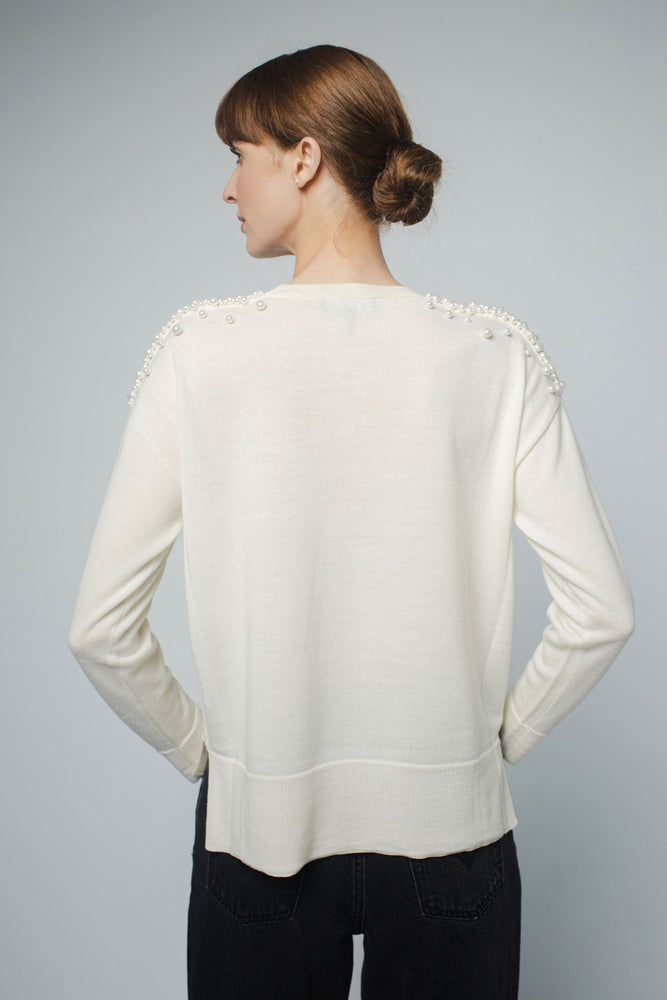 
                  
                    KATHRYN RELAXED FIT PULLOVER WITH PEARL BEADING IN SOFT WHITE
                  
                