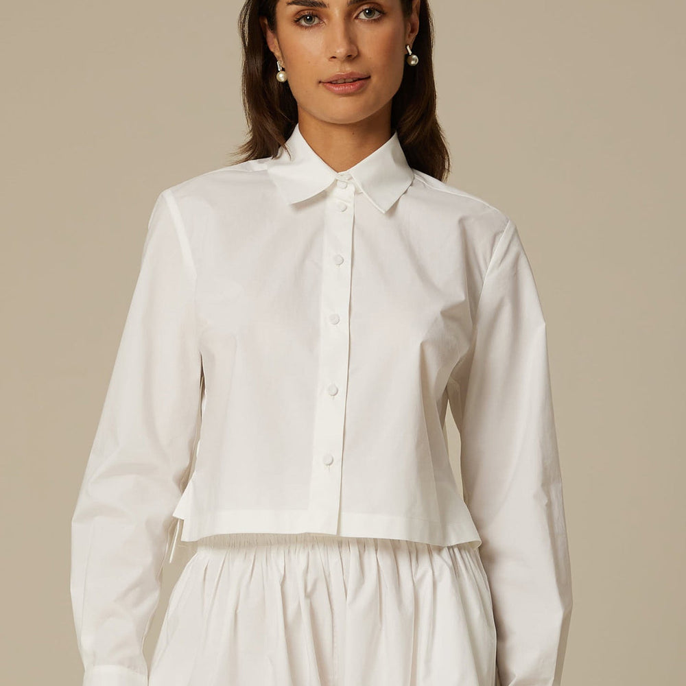 
                  
                    COLE ORGANIC COTTON CROPPED SHIRT IN WHITE
                  
                