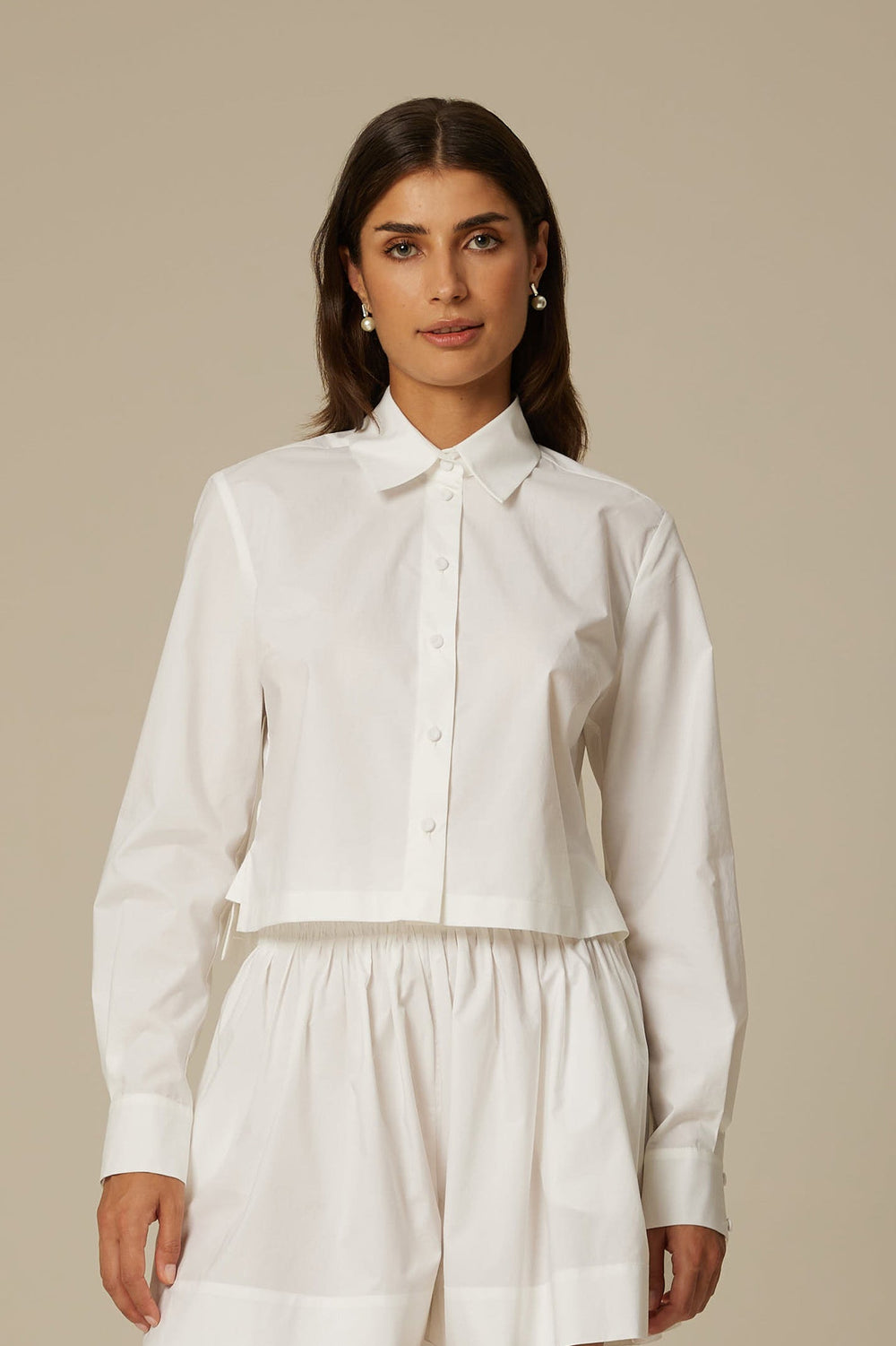 COLE ORGANIC COTTON CROPPED SHIRT IN WHITE