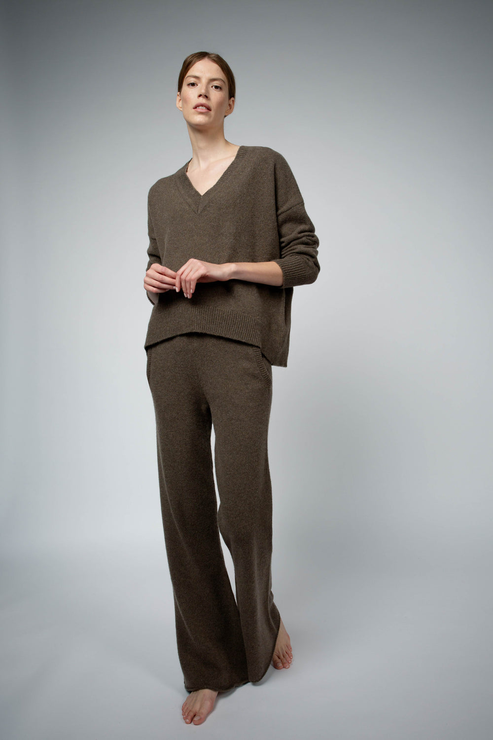 ALEX FLARE CASHMERE LOUNGE PANT IN CHESTNUT